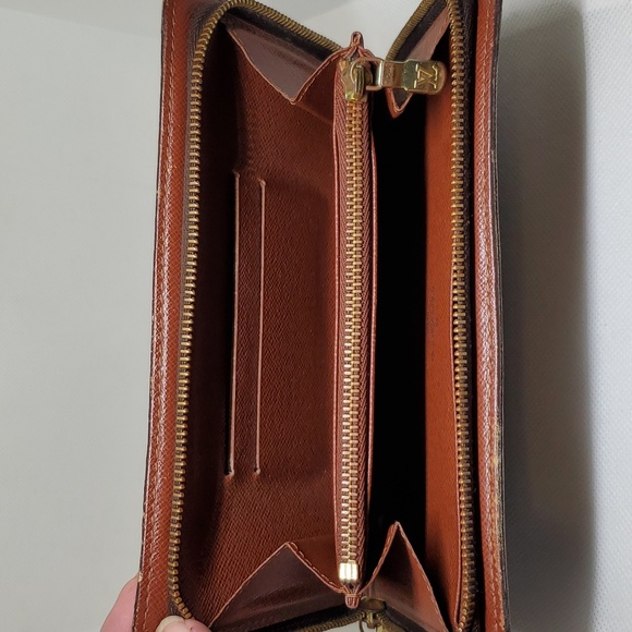 Louis Vuitton wallet - Picture 7 of 8